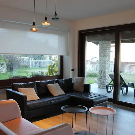 Villa Manuela-lake View *