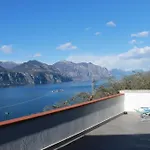 Manuela-lake View * Brenzone sul Garda