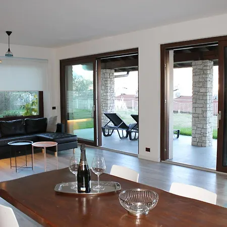 Villa Manuela-lake View *