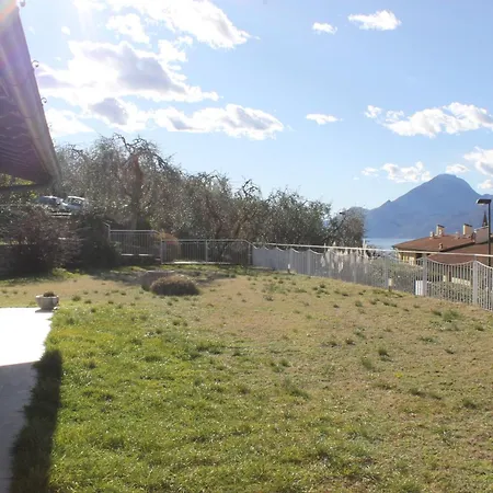 Manuela-vista Villa Brenzone sul Garda