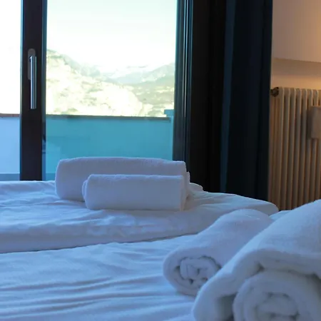 Manuela-vista * Brenzone sul Garda