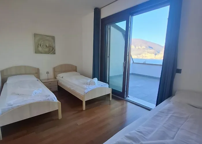 Villa Manuela-lake View